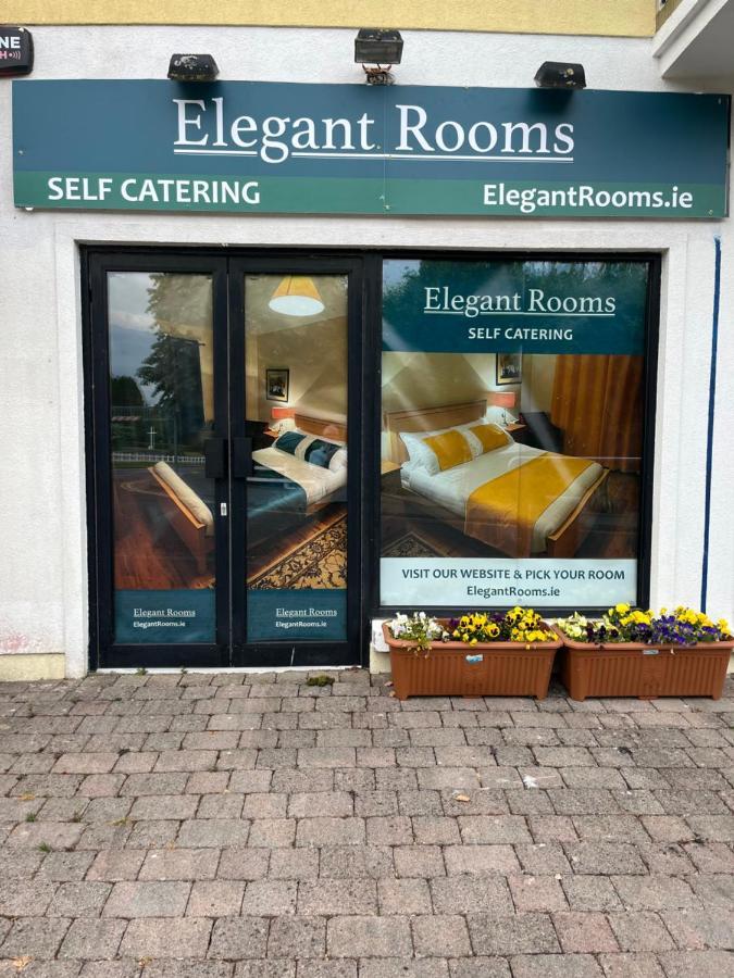 Elegant Rooms And Suites In Knock Knock  Exterior photo
